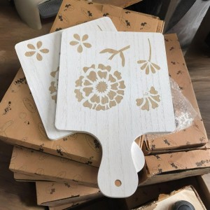 فرامة / مفرمة لوح خشب تحفة مطبخ مرسم مع مقبض  26 × 38 سم 